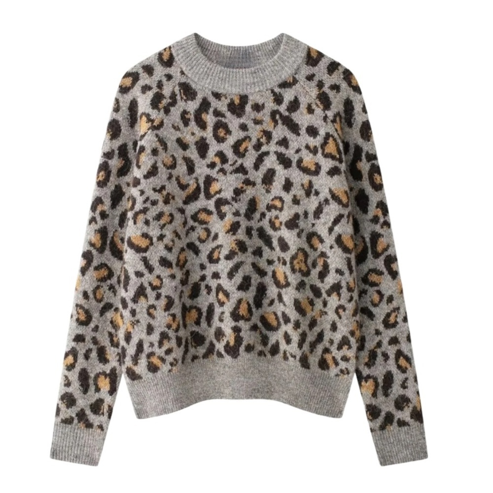 Gray Leopard Print Crew Neck Sweater by Wishlist -Size Medium-Like New